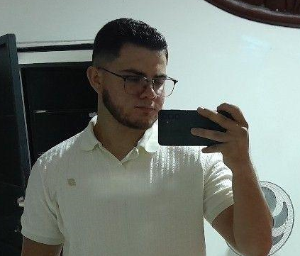 Lider Fabian Leal